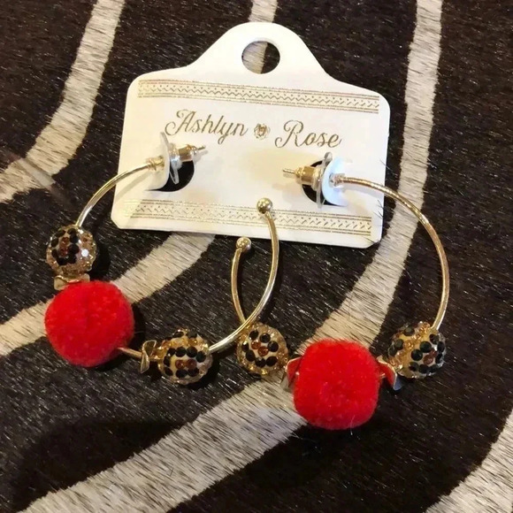 Valentines perfect sexy earring Gold and red in color Pom Pom red balls loops - Picture 1 of 7